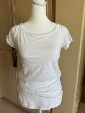 James Perse Women's White Short-Sleeve Scoop Neck Top